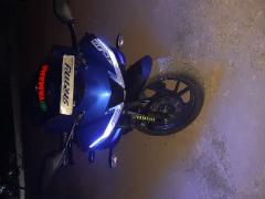 YAMAHA R15 V3
